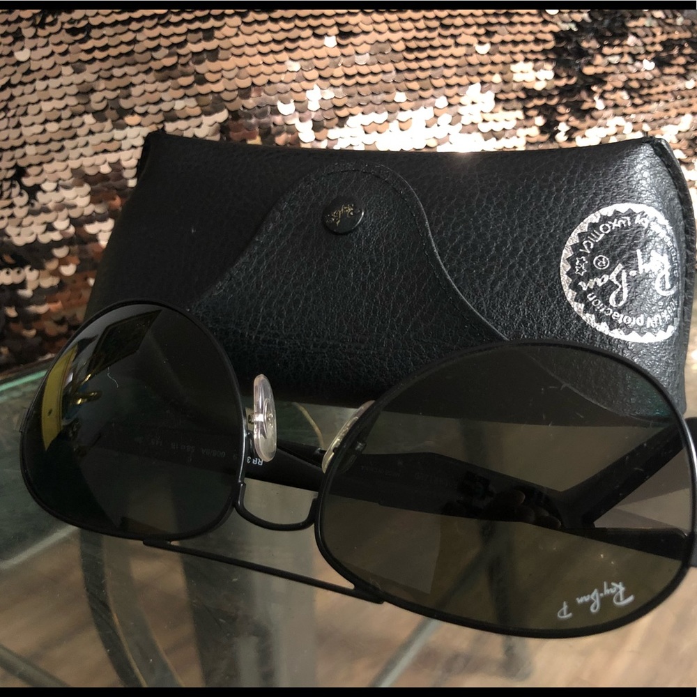 Ray-Ban